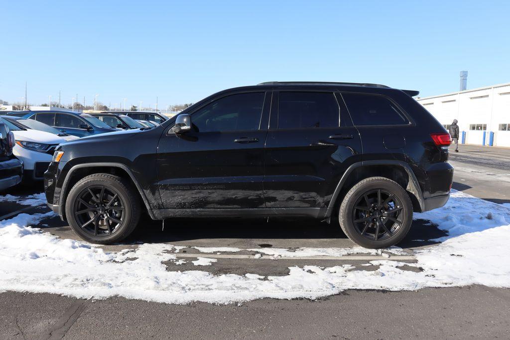 used 2021 Jeep Grand Cherokee car, priced at $23,491