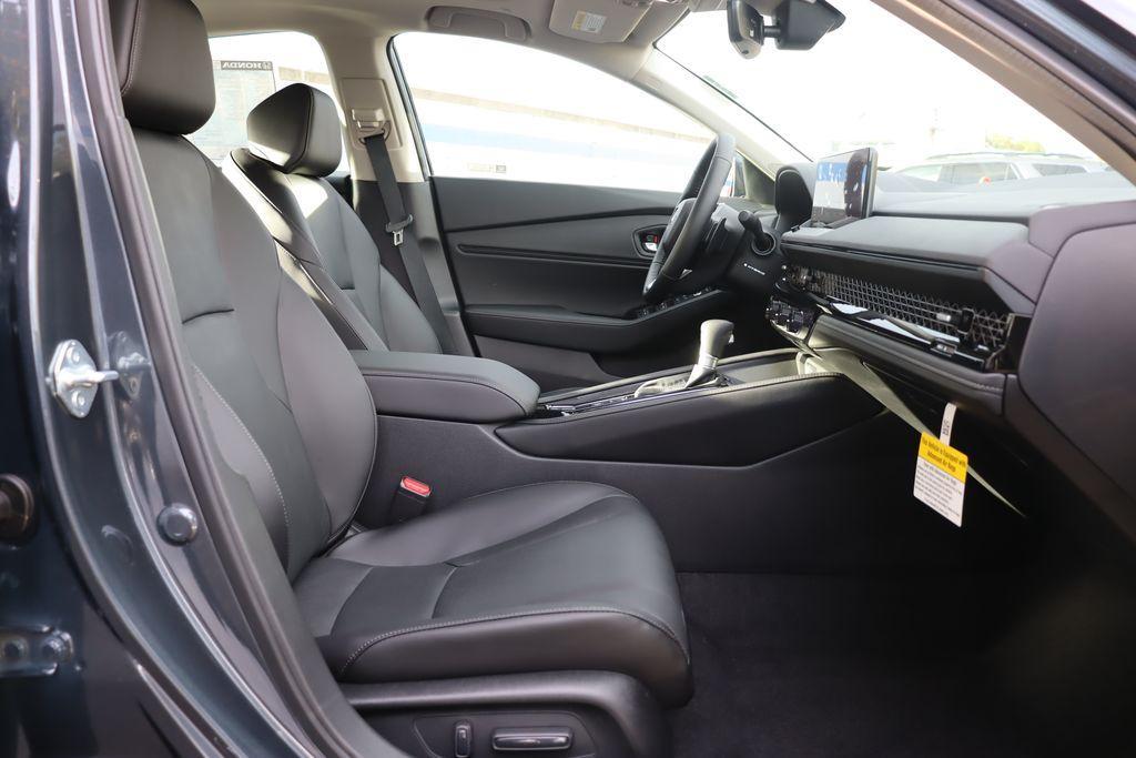 new 2025 Honda Accord Hybrid car, priced at $38,950