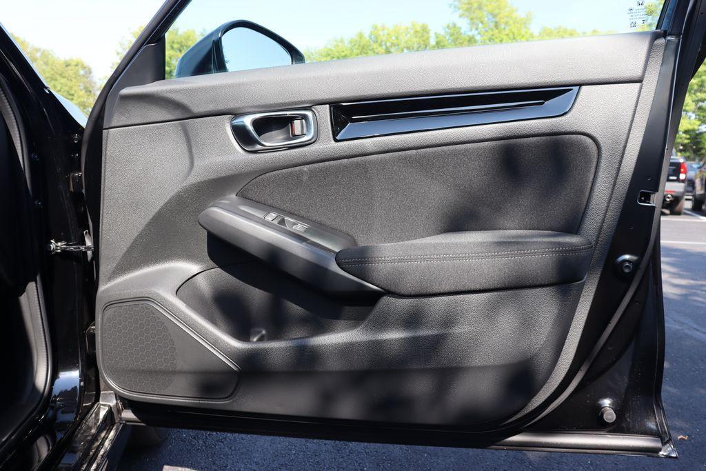 new 2025 Honda Civic Hybrid car, priced at $29,100