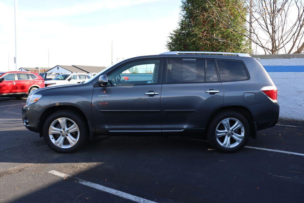 used 2010 Toyota Highlander car, priced at $7,792