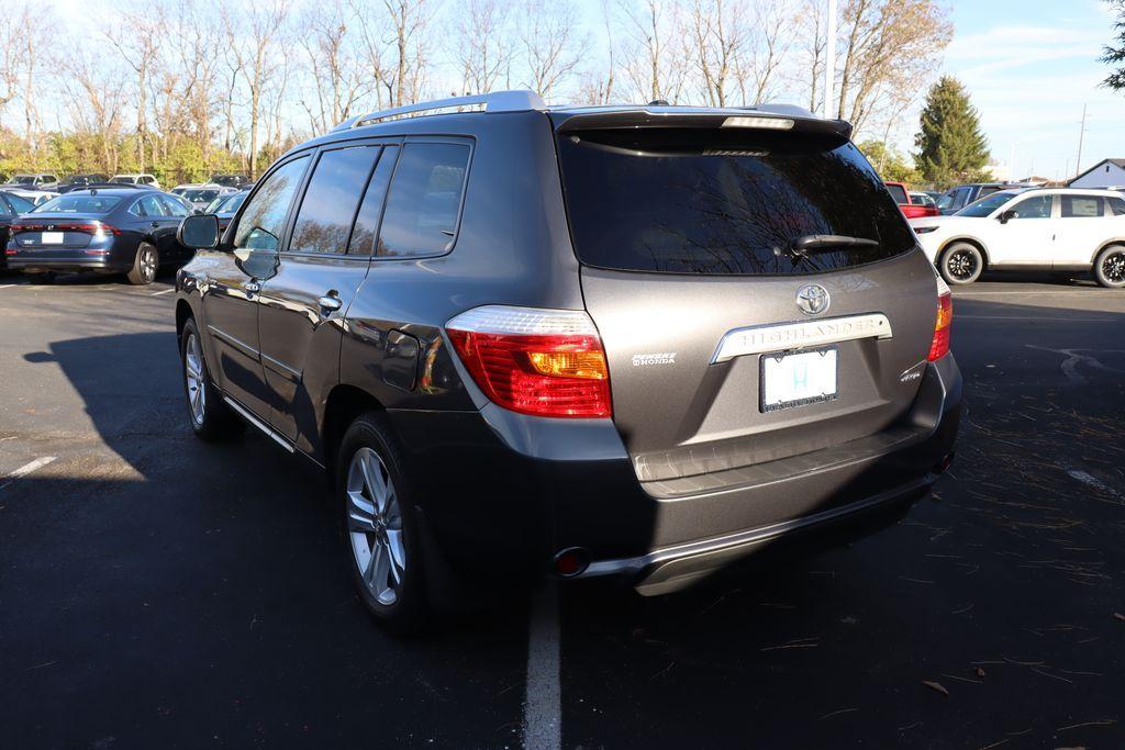 used 2010 Toyota Highlander car, priced at $7,792