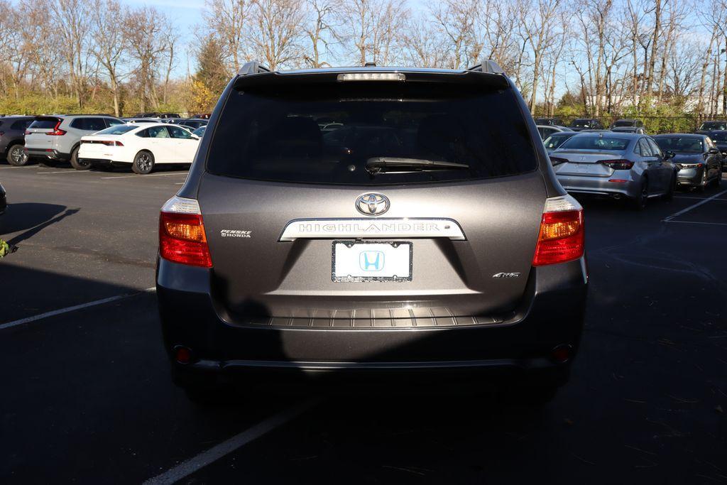 used 2010 Toyota Highlander car, priced at $7,792