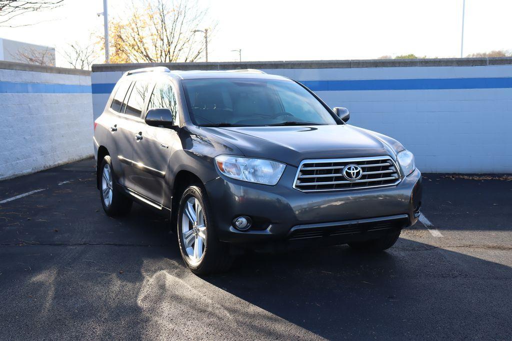 used 2010 Toyota Highlander car, priced at $7,792