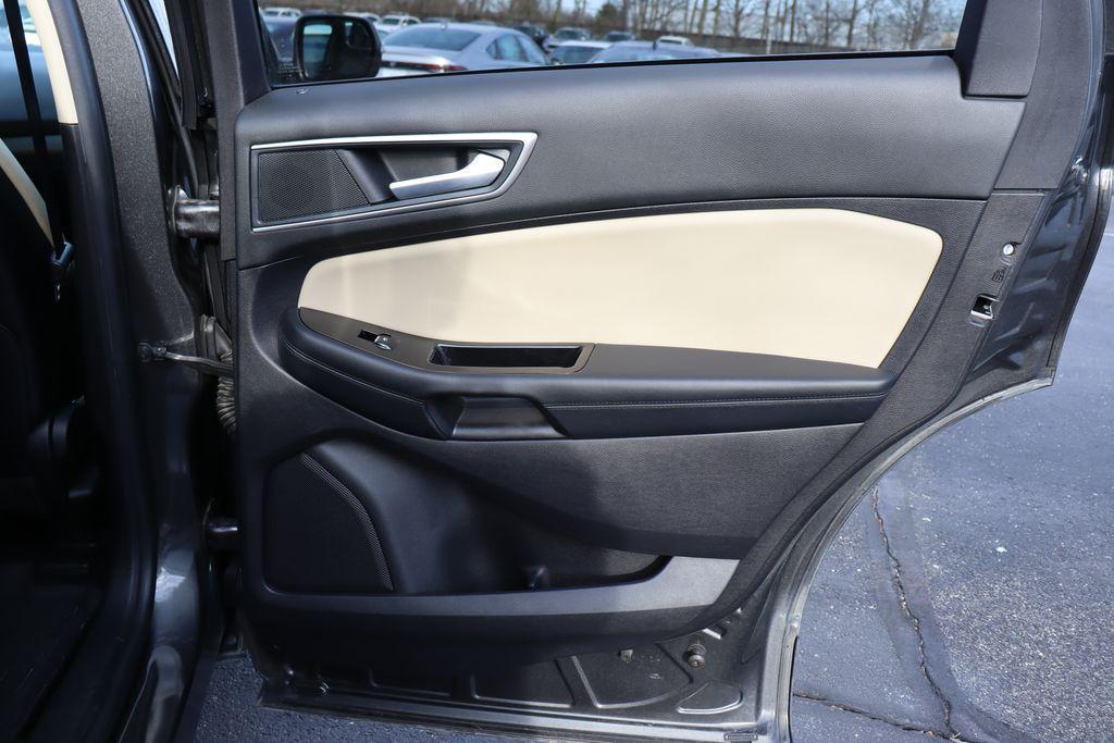 used 2018 Ford Edge car, priced at $13,491