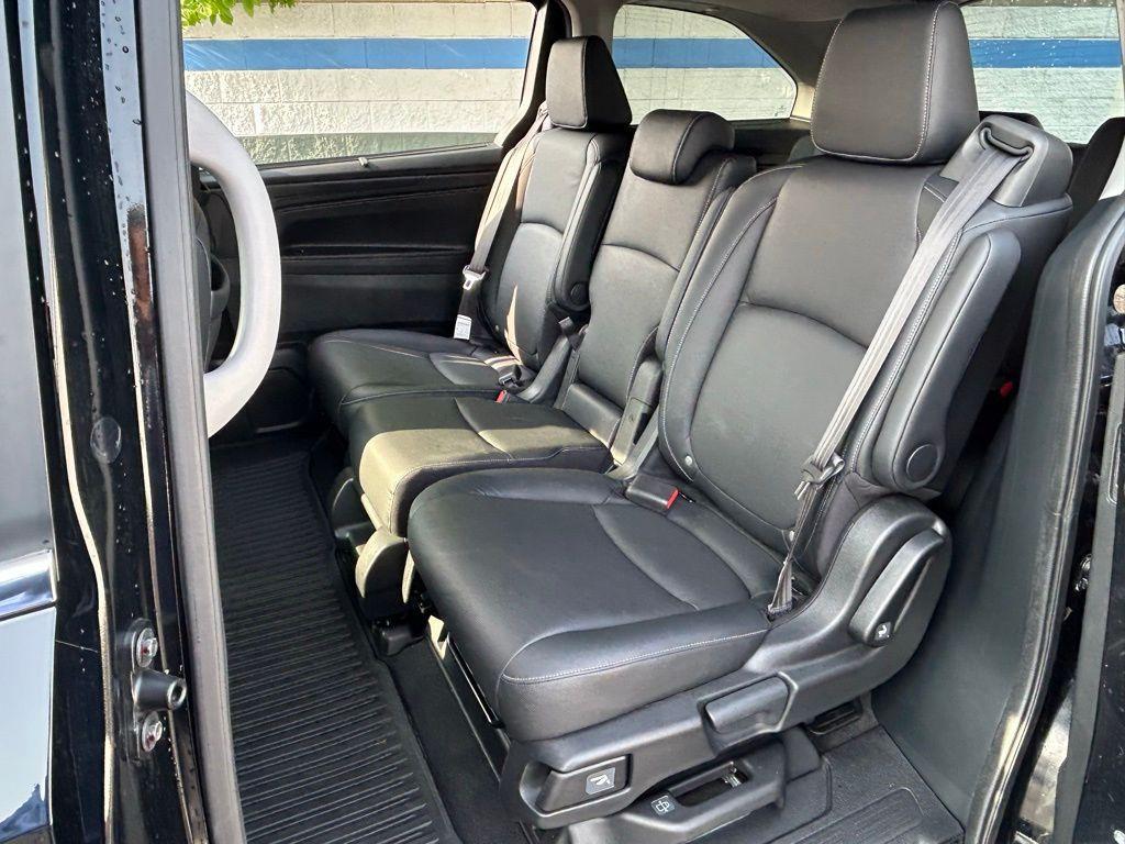 used 2024 Honda Odyssey car, priced at $41,491