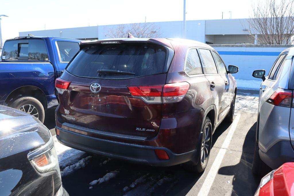 used 2018 Toyota Highlander car, priced at $21,991