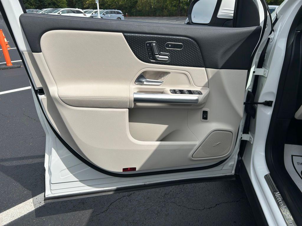 used 2024 Mercedes-Benz GLA 250 car, priced at $36,495