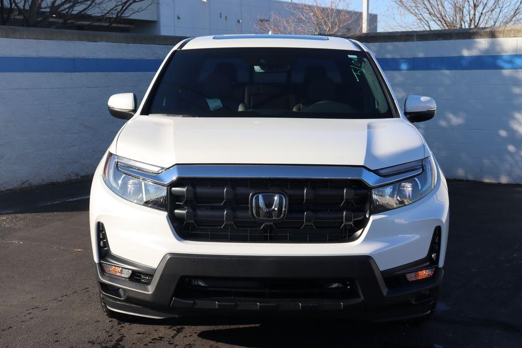 new 2025 Honda Ridgeline car, priced at $42,238