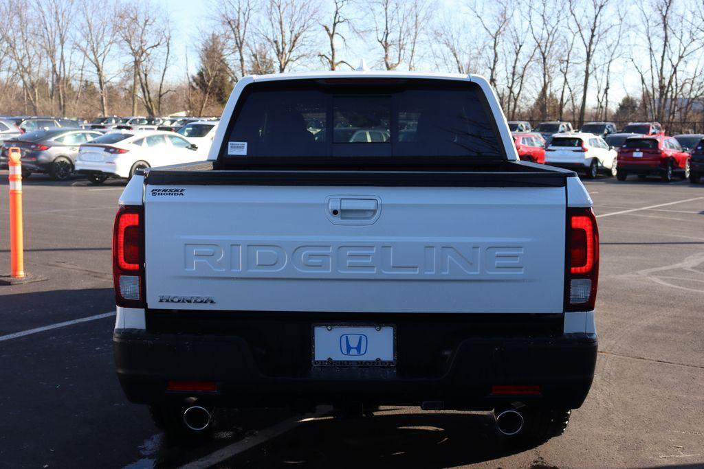 new 2025 Honda Ridgeline car, priced at $42,238