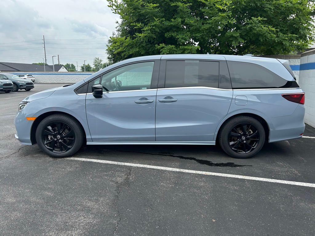 used 2023 Honda Odyssey car, priced at $37,443