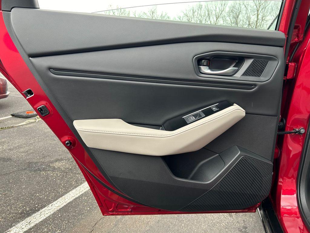 new 2025 Honda Accord Hybrid car, priced at $39,405