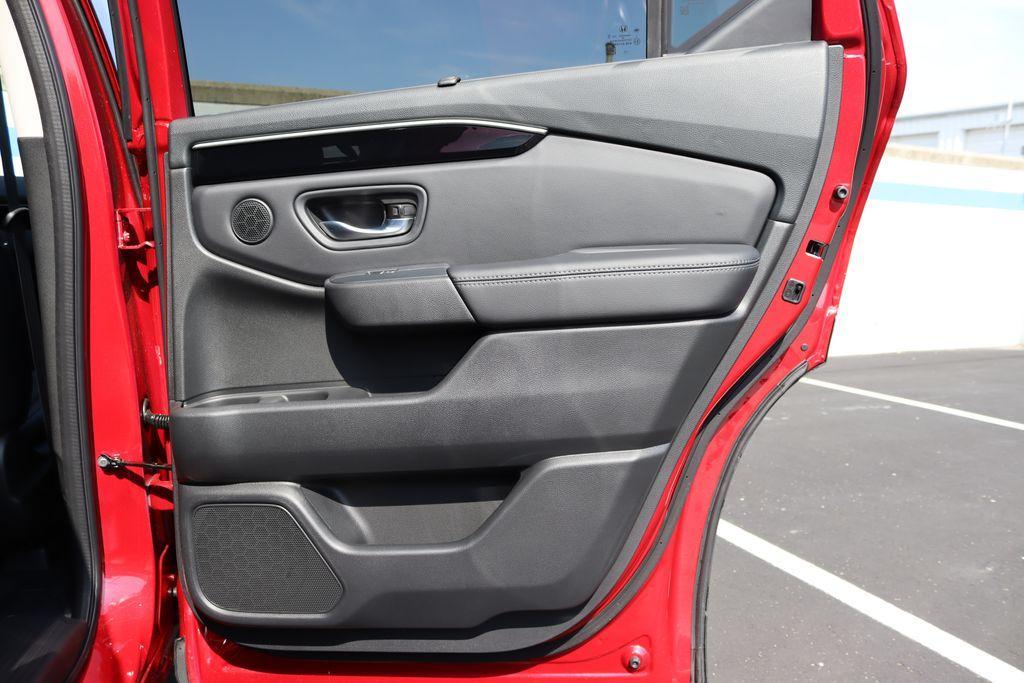 new 2025 Honda Pilot car, priced at $47,803