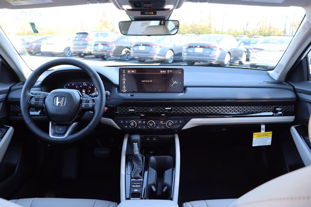 new 2025 Honda Accord Hybrid car, priced at $39,655