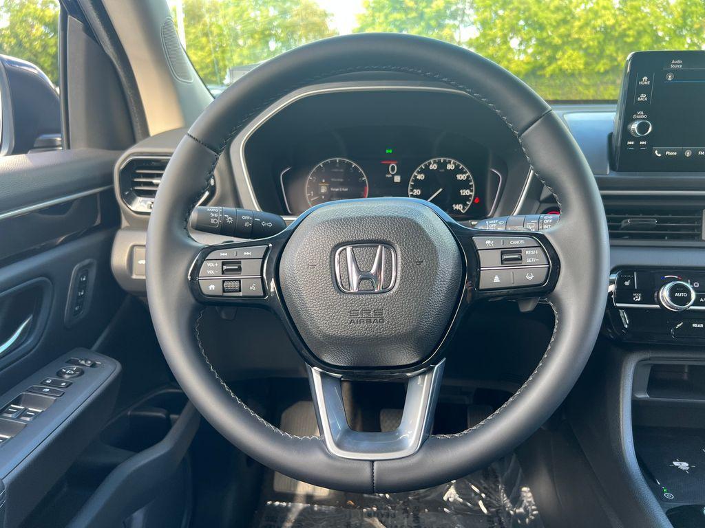 new 2025 Honda Pilot car, priced at $46,469