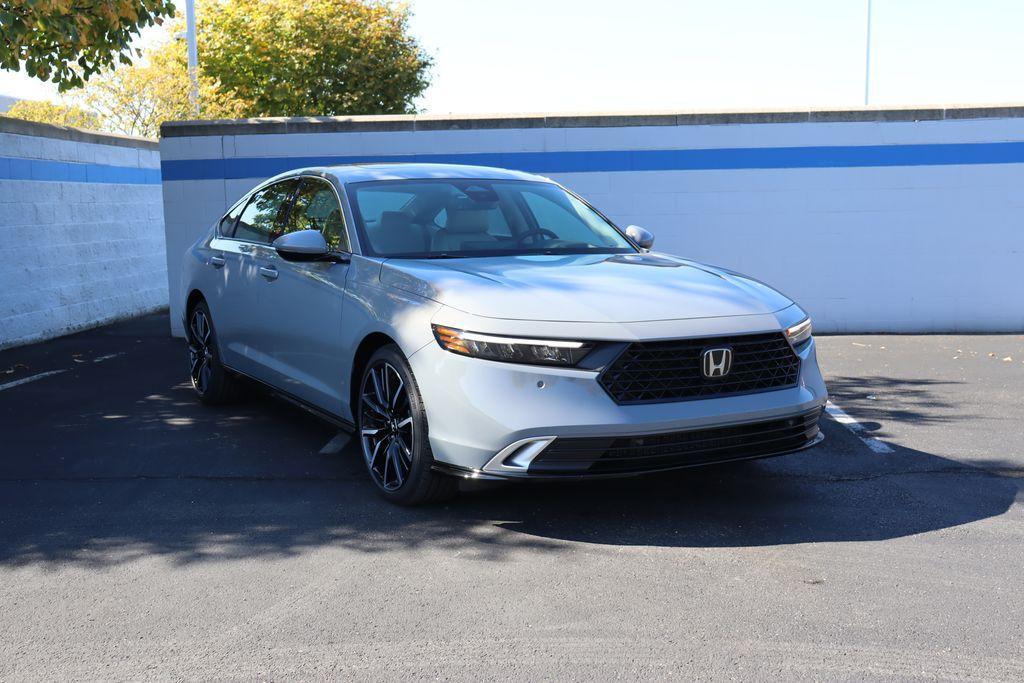 new 2025 Honda Accord Hybrid car, priced at $39,600