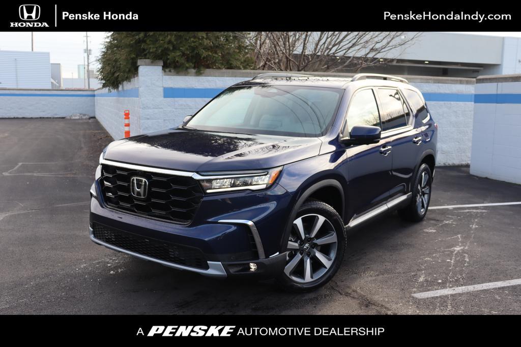 used 2025 Honda Pilot car, priced at $52,905