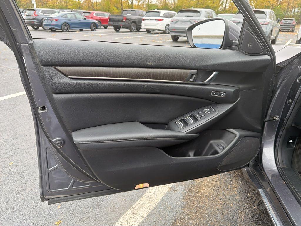 used 2019 Honda Accord Hybrid car, priced at $16,492