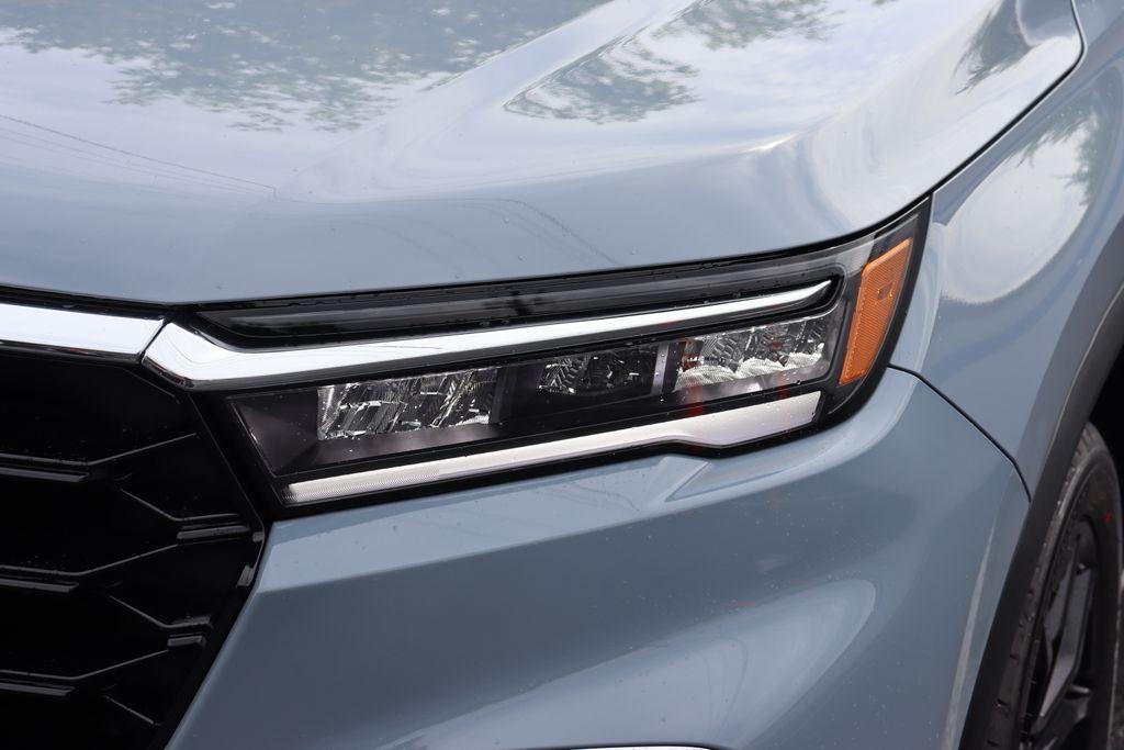 new 2025 Honda Pilot car, priced at $52,985