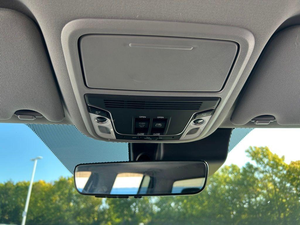 used 2022 Honda Ridgeline car, priced at $30,995