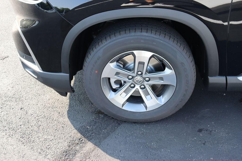 new 2025 Honda Pilot car, priced at $45,050