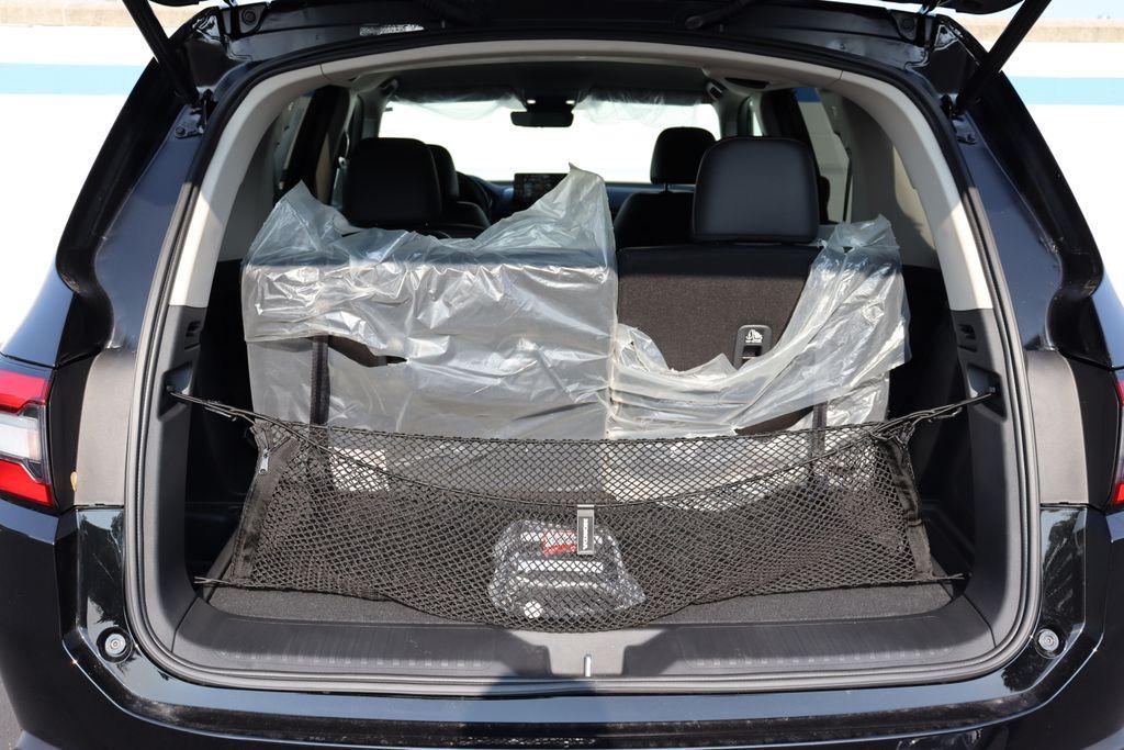 new 2025 Honda Pilot car, priced at $45,050