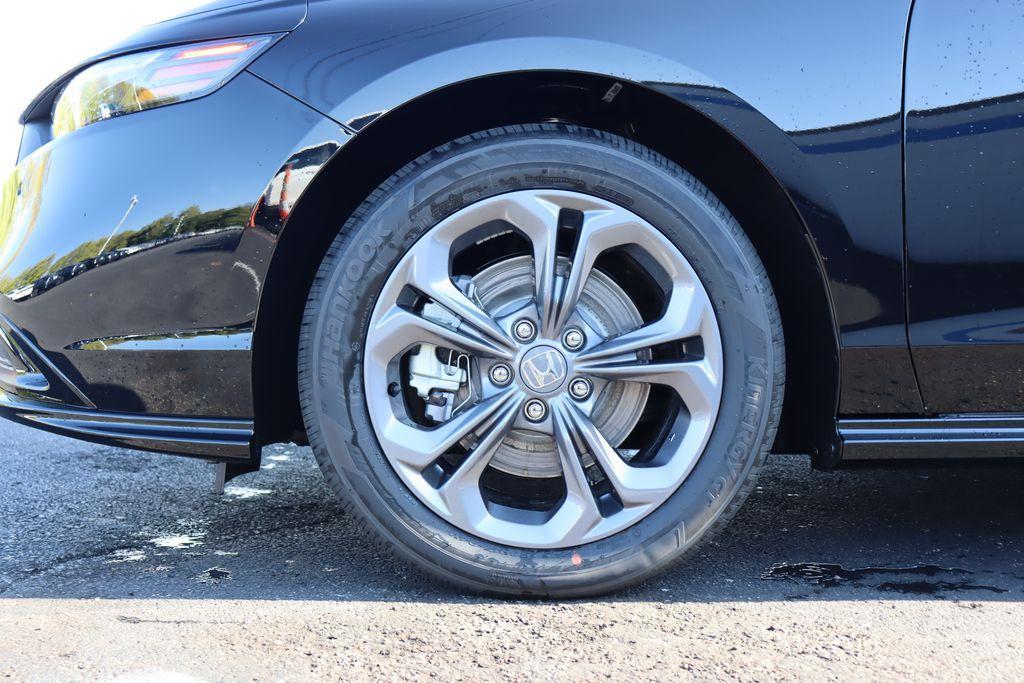 new 2025 Honda Accord Hybrid car