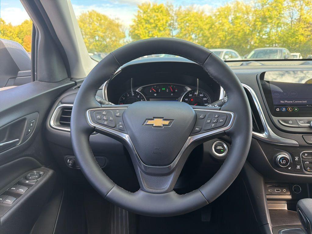 used 2023 Chevrolet Equinox car, priced at $22,493