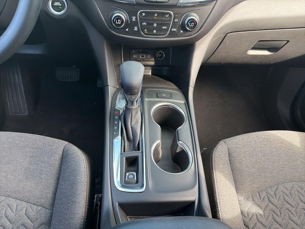 used 2023 Chevrolet Equinox car, priced at $22,493