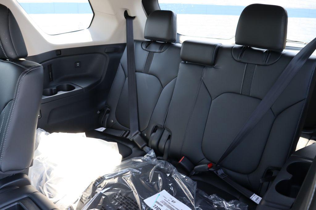 new 2025 Honda Pilot car, priced at $44,795