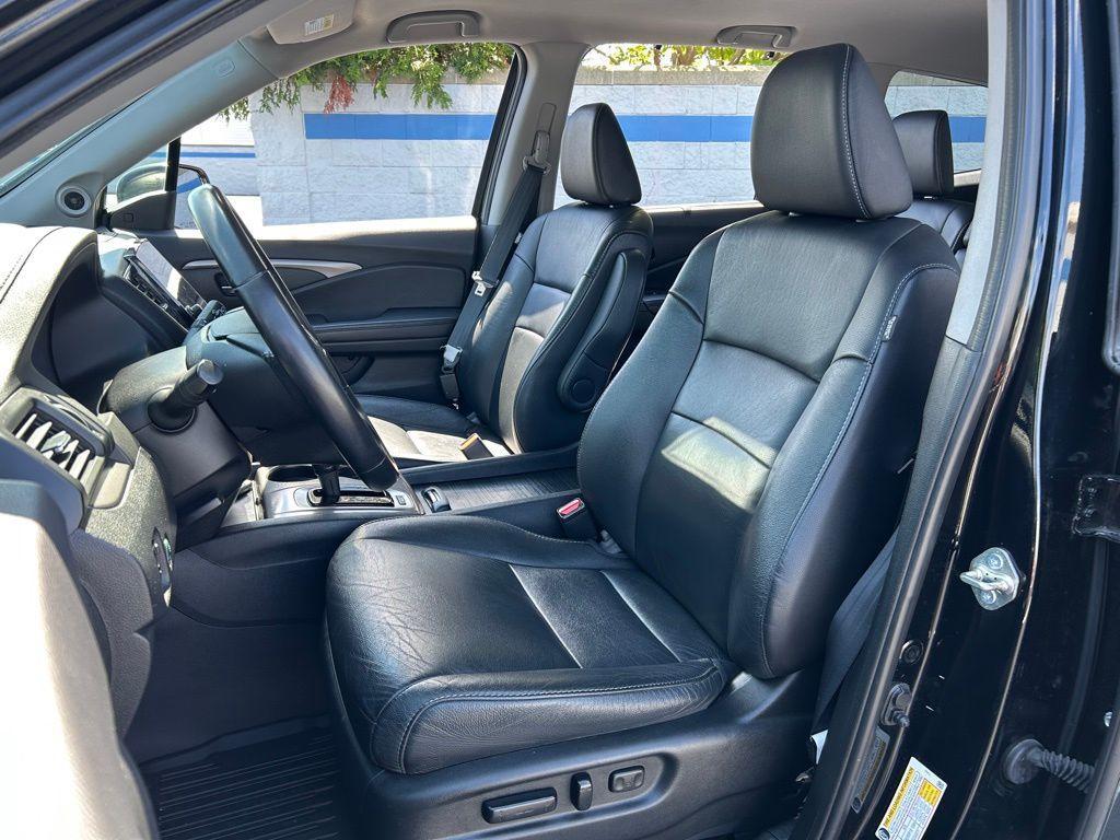 used 2020 Honda Pilot car, priced at $20,994