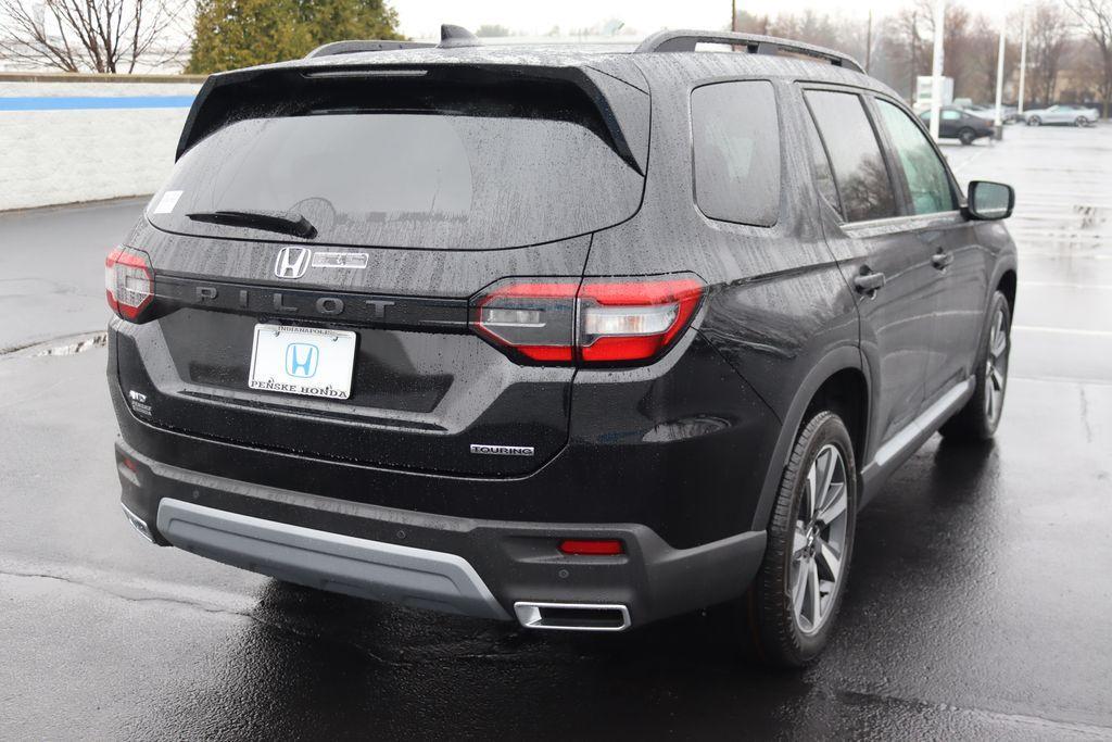 new 2025 Honda Pilot car, priced at $49,780