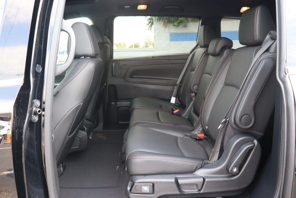 new 2025 Honda Odyssey car, priced at $43,820