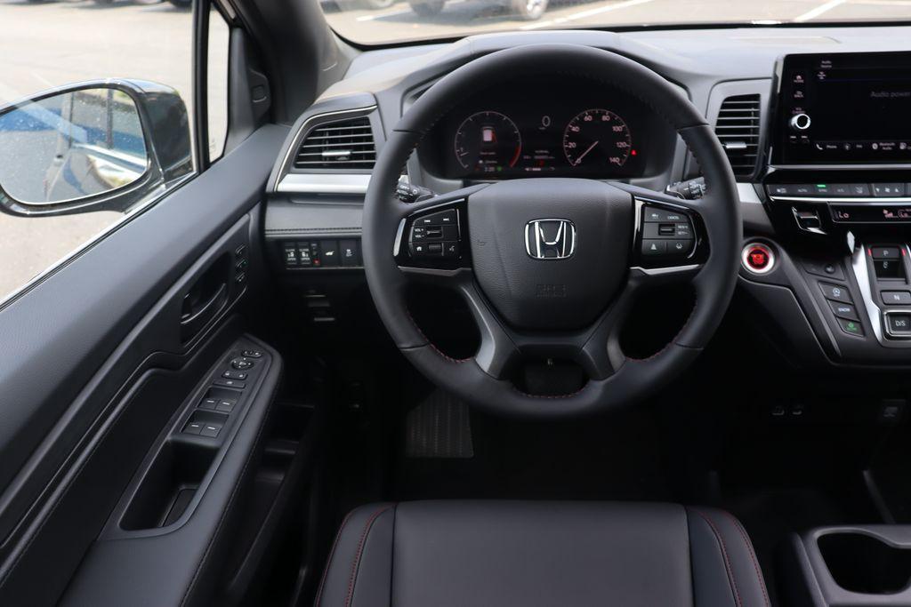 new 2025 Honda Odyssey car, priced at $43,820