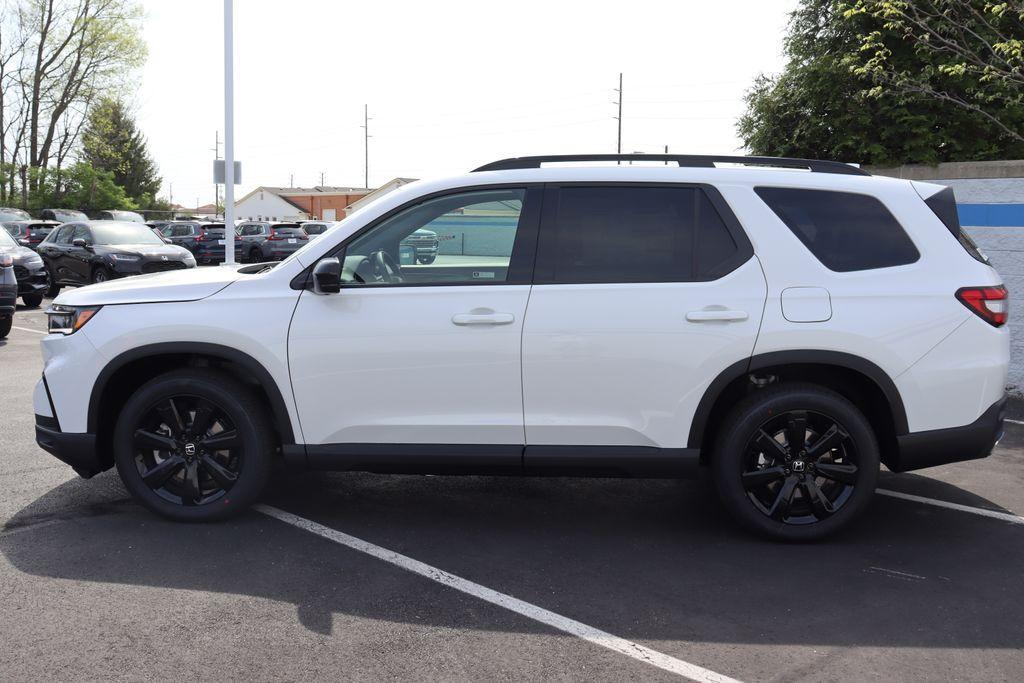 new 2025 Honda Pilot car, priced at $54,430