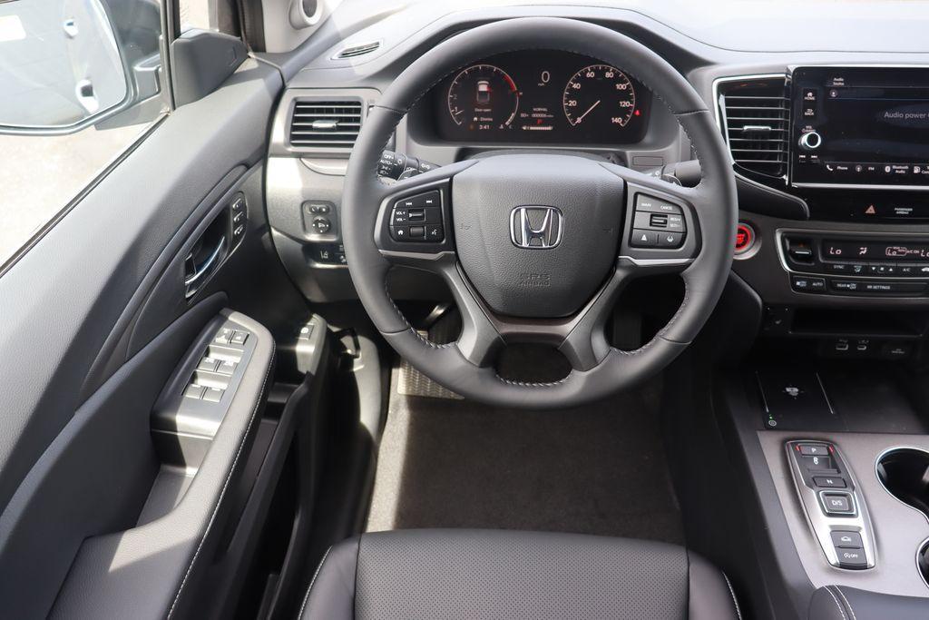 new 2025 Honda Ridgeline car, priced at $42,096