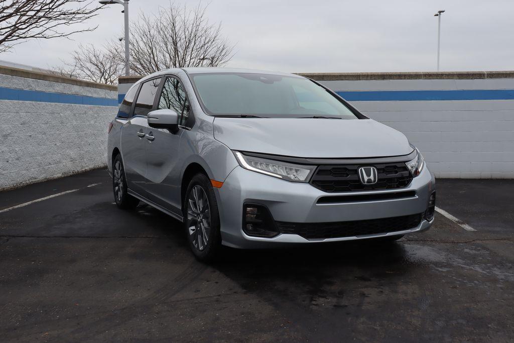 new 2026 Honda Odyssey car, priced at $45,433