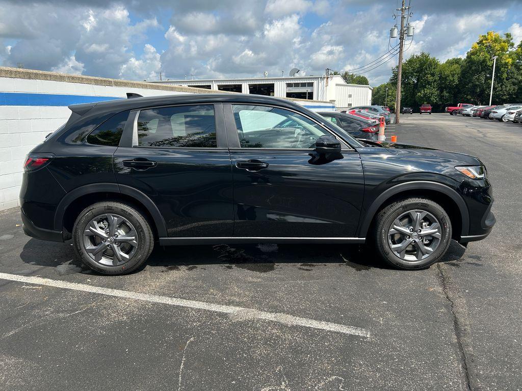 new 2026 Honda HR-V car, priced at $28,087
