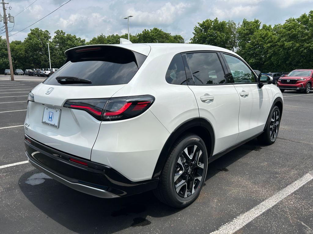 new 2026 Honda HR-V car, priced at $31,998