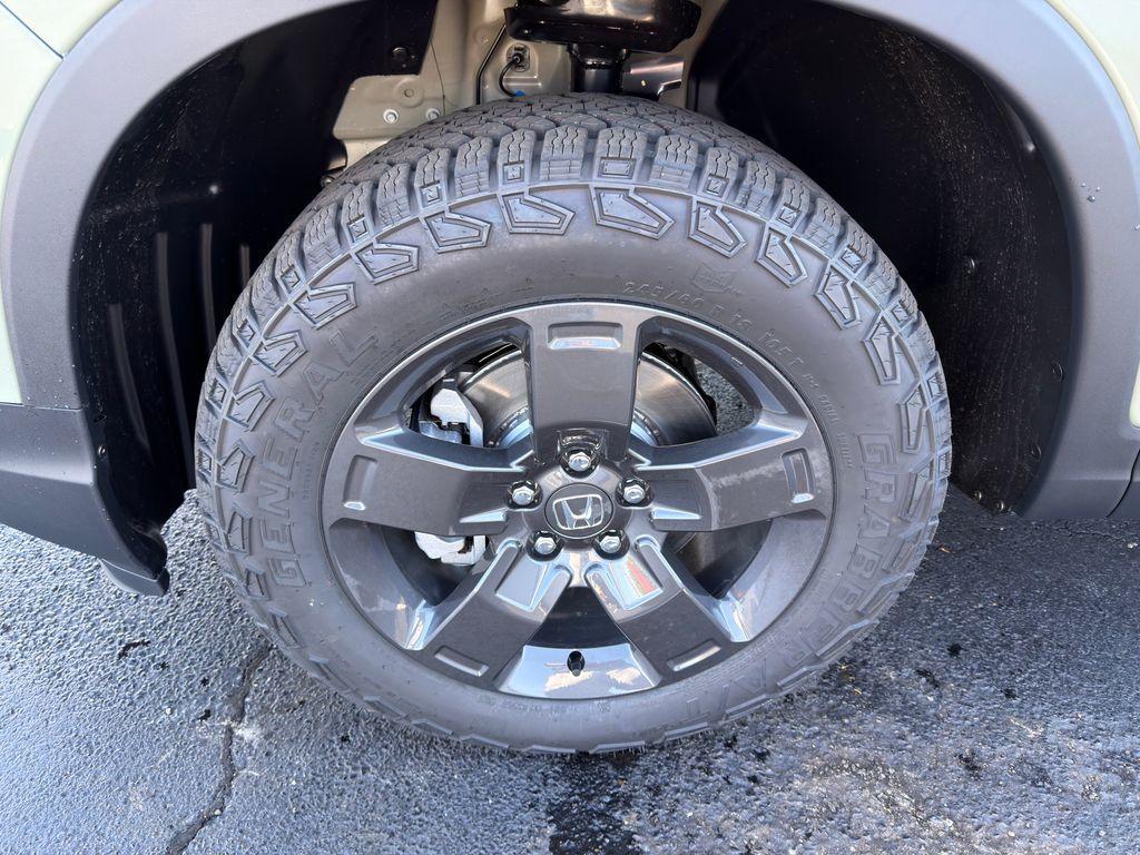 new 2026 Honda Ridgeline car, priced at $44,978