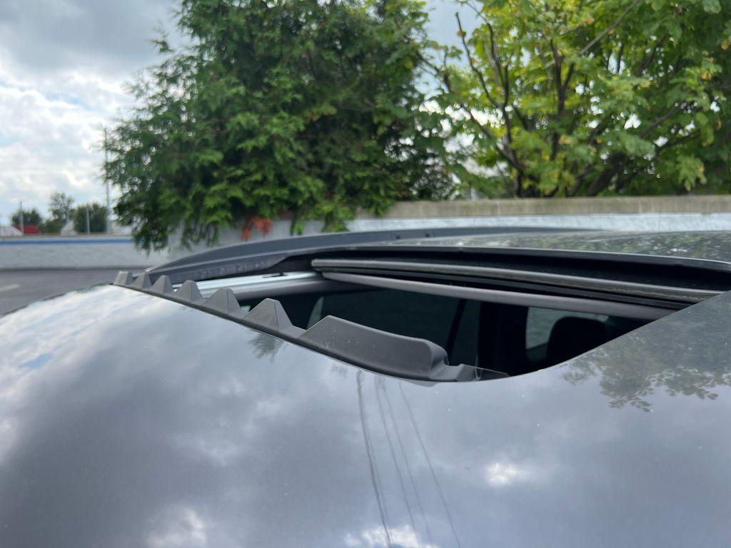used 2022 Honda Pilot car, priced at $30,495
