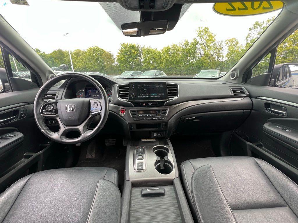 used 2022 Honda Pilot car, priced at $30,495