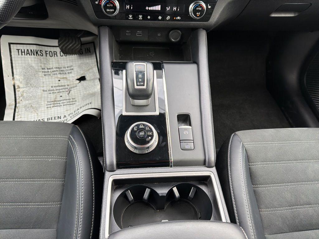 used 2024 Mitsubishi Outlander car, priced at $24,493