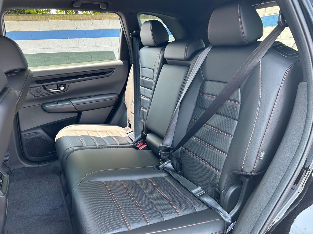 new 2026 Honda CR-V Hybrid car, priced at $39,674