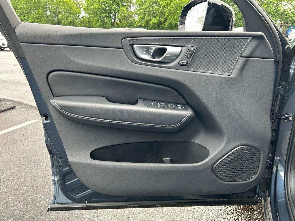 used 2024 Volvo XC60 car, priced at $42,491