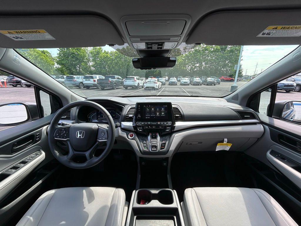 used 2024 Honda Odyssey car, priced at $40,991