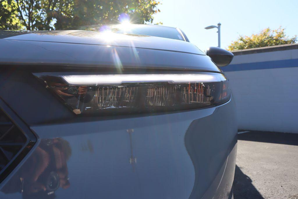 new 2025 Honda Accord Hybrid car, priced at $35,262