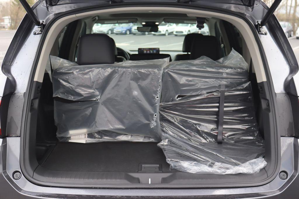 new 2025 Honda Pilot car, priced at $47,376