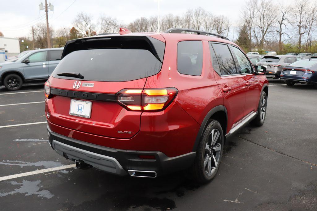 new 2025 Honda Pilot car, priced at $53,920