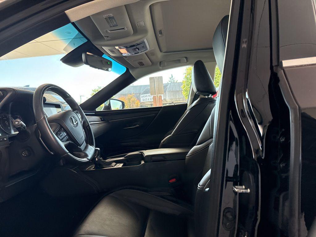 used 2021 Lexus ES 350 car, priced at $36,778