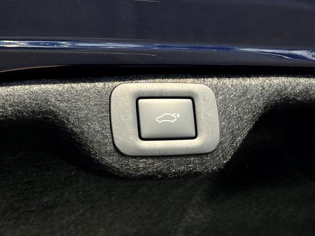 new 2025 Lexus ES 300h car, priced at $47,581